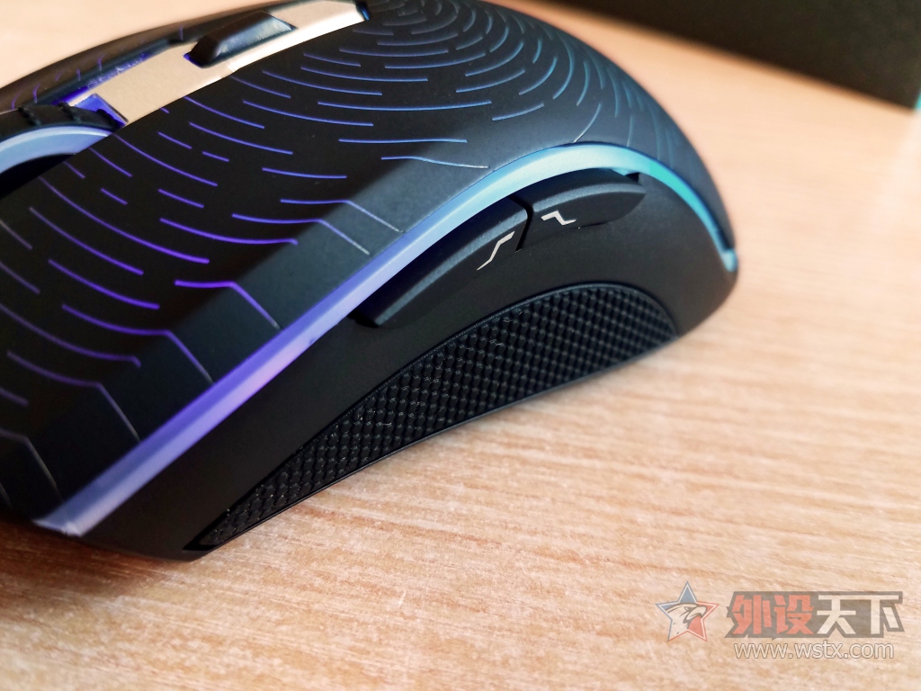 �װ�V25S �仯����ĵ羺���