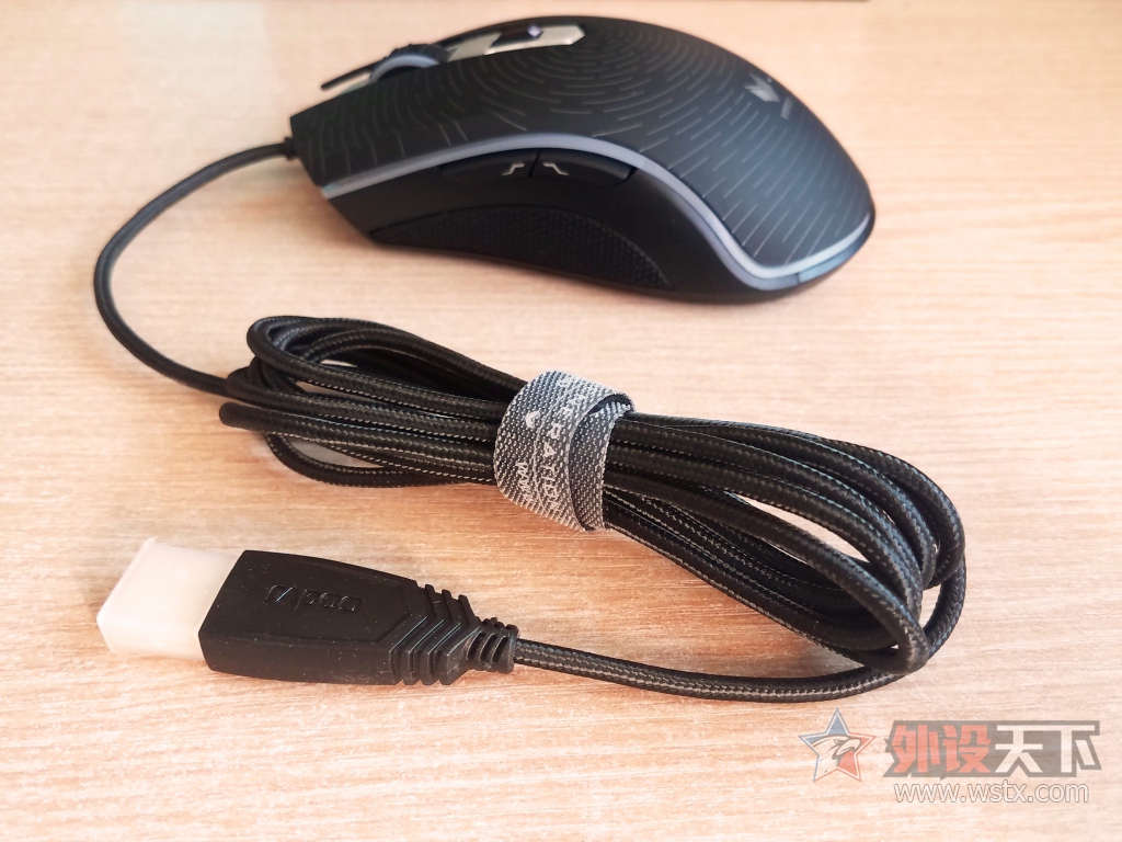 �װ�V25S �仯����ĵ羺���