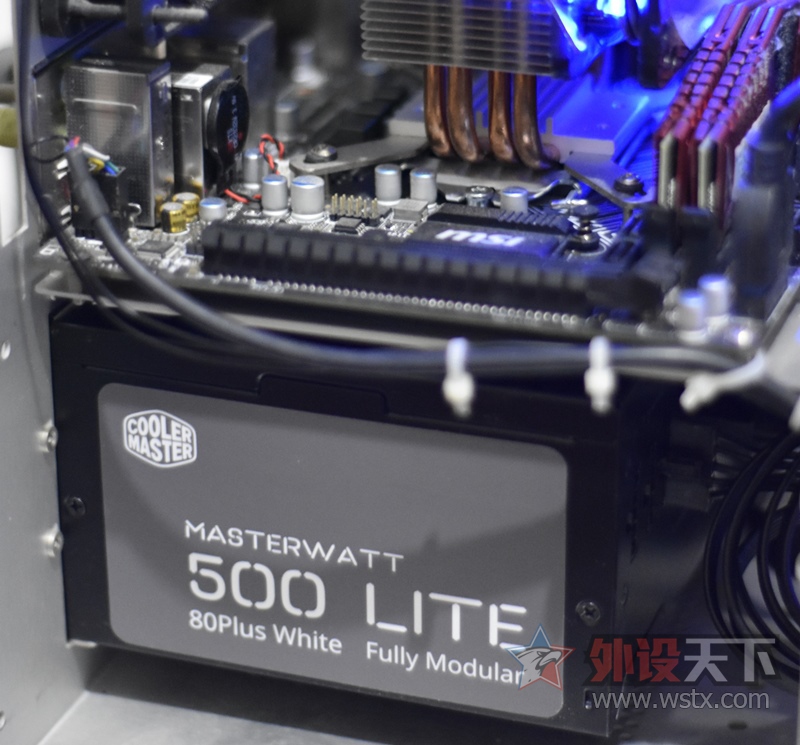 ��ƷSHOW-����MasterWatt Lite 500Wȫģ���Դ