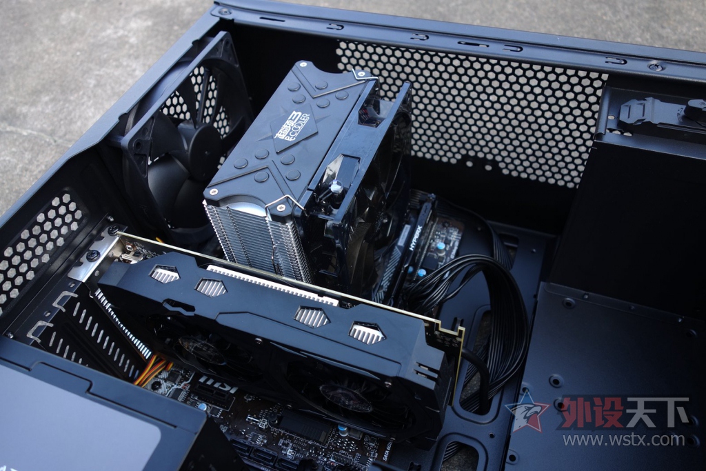 ���װ���ճ���������ƷMasterWatt 500Lite�ϻ�