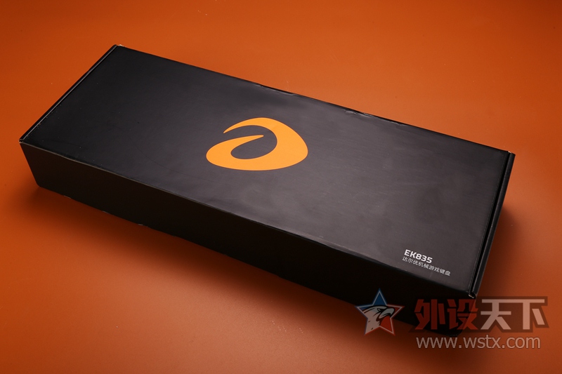 D-BOX ��ֻ�Ƿ�����ô�򵥣������EK835���ȳ��з����