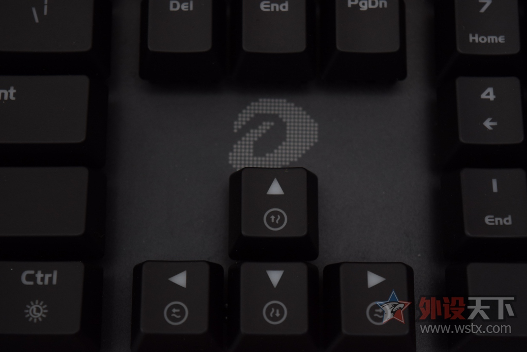  LCDԣӣеEK825⣺