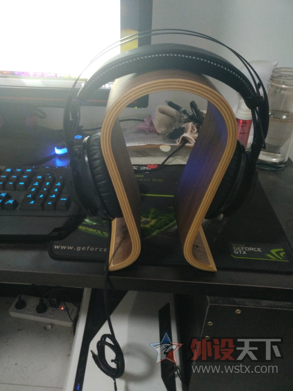 ��ʿ�� Hyperx Cloud Revolver s ���������׷��򵥿���