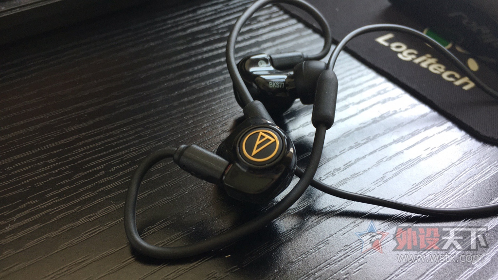 ���ѳ�����һ���հ�IM70���ͺ�BKS77��