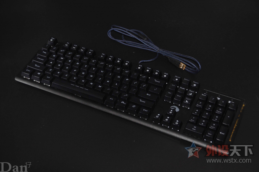 ǧ��RGBɫ�� ����� EK815 104��RGB��е����