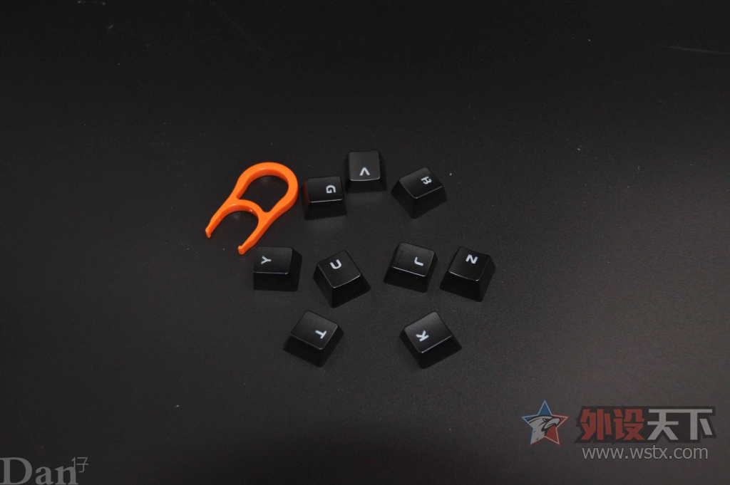 ǧ��RGBɫ�� ����� EK815 104��RGB��е����