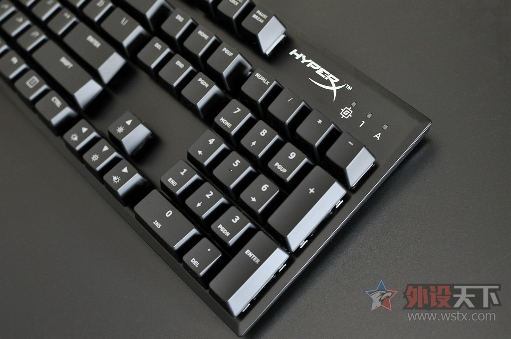 HyperX Alloy е¿