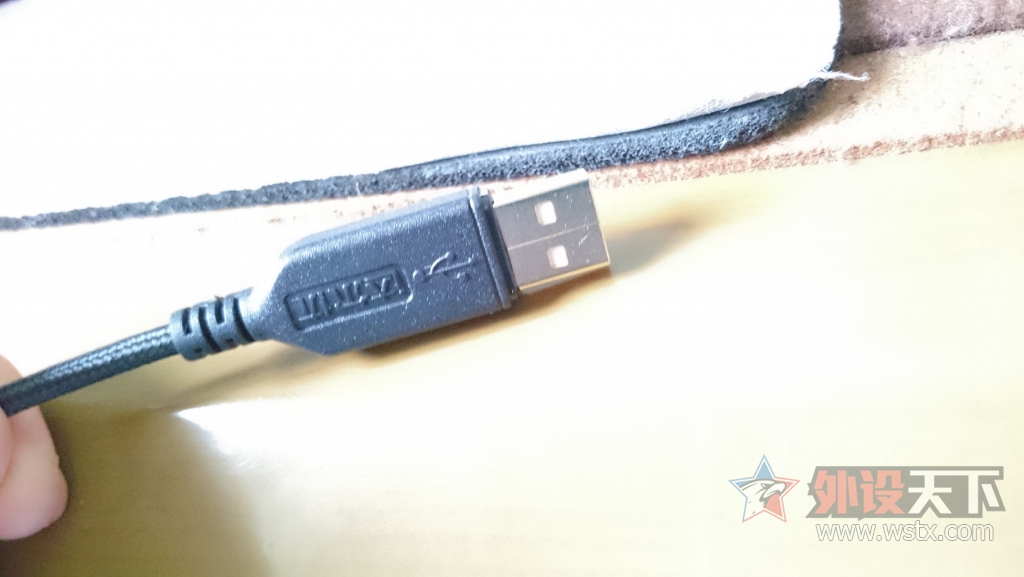 �����EK835 BOX���е����--����С��