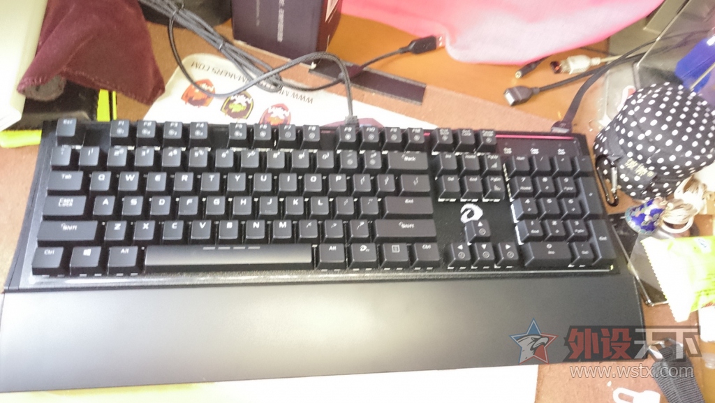 �����EK835 BOX���е����--����С��