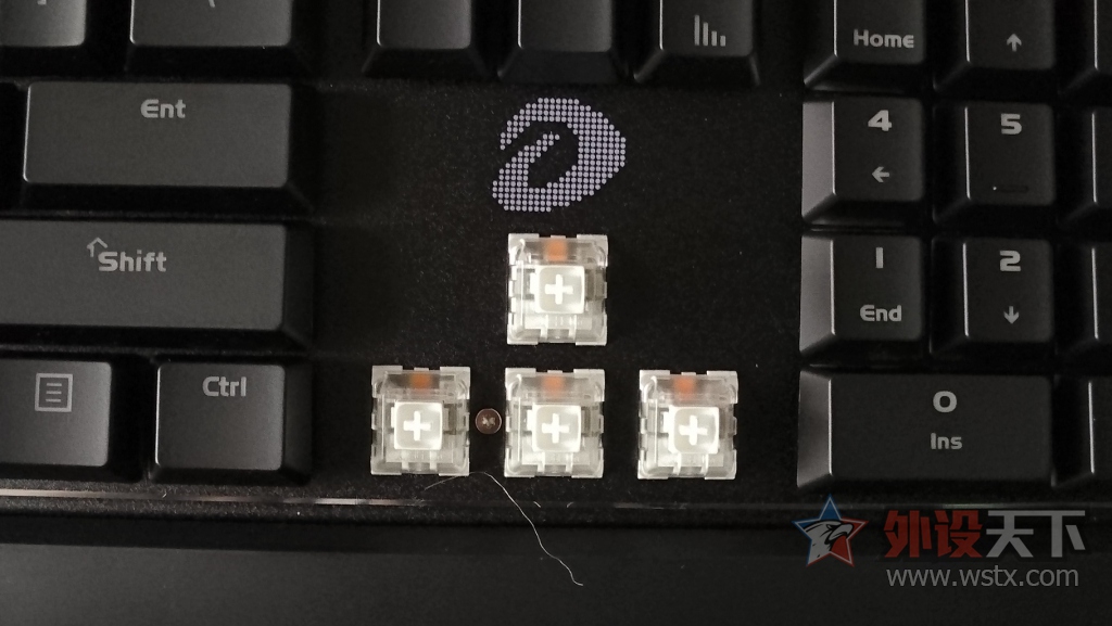 �����EK835 BOX���е����--����С��