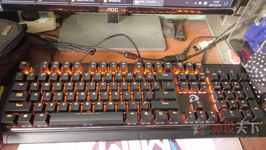 �����EK835 BOX���е����--����С��