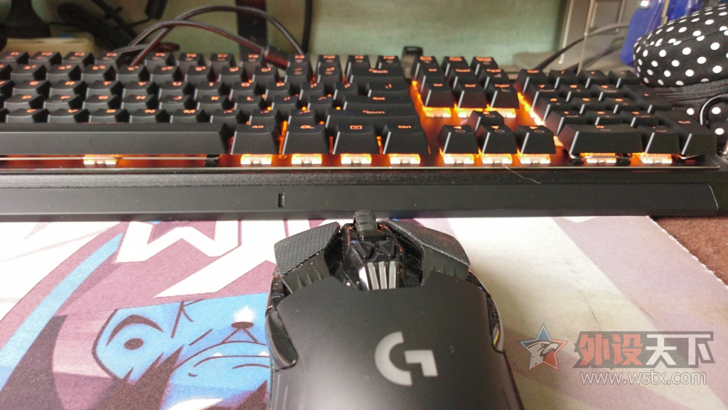 �����EK835 BOX���е����--����С��