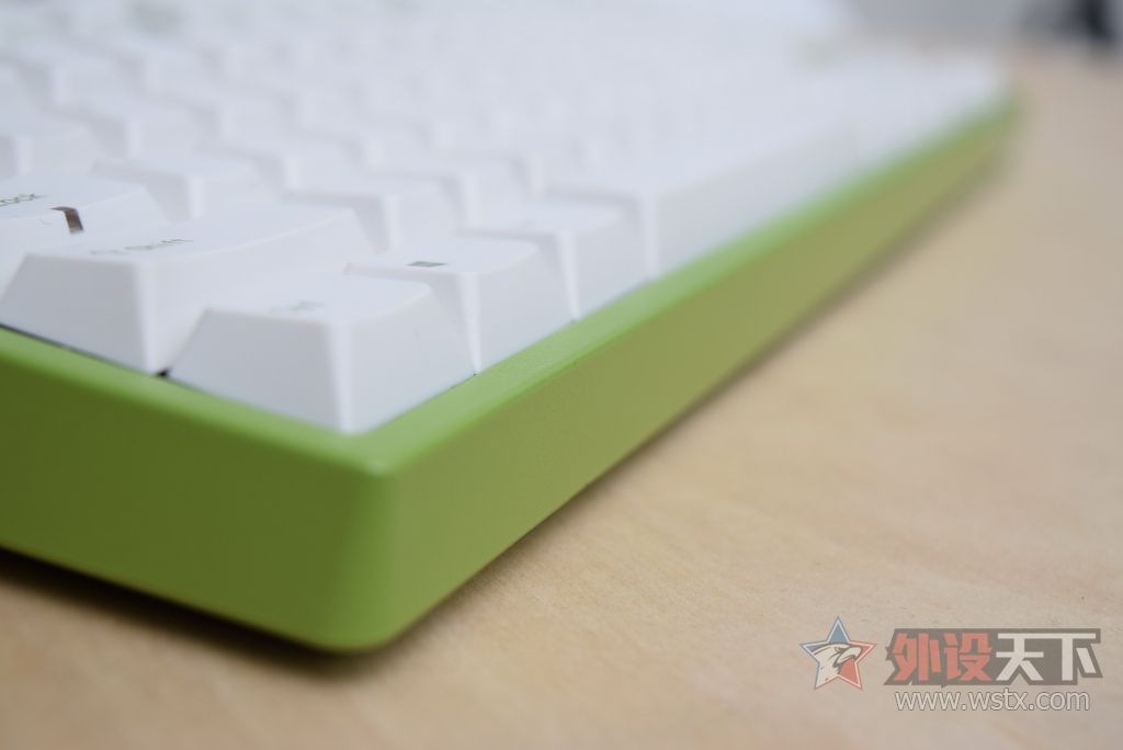 С���Ǻ�ֵ,LEOPOLD������ FC750һ���ۺϸ��ܣ�