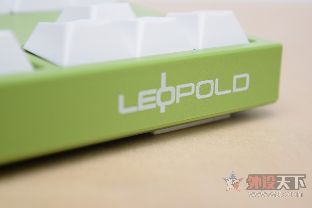 С���Ǻ�ֵ,LEOPOLD������ FC750һ���ۺϸ��ܣ�