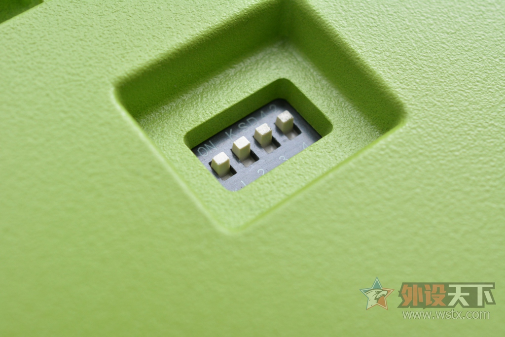 С���Ǻ�ֵ,LEOPOLD������ FC750һ���ۺϸ��ܣ�