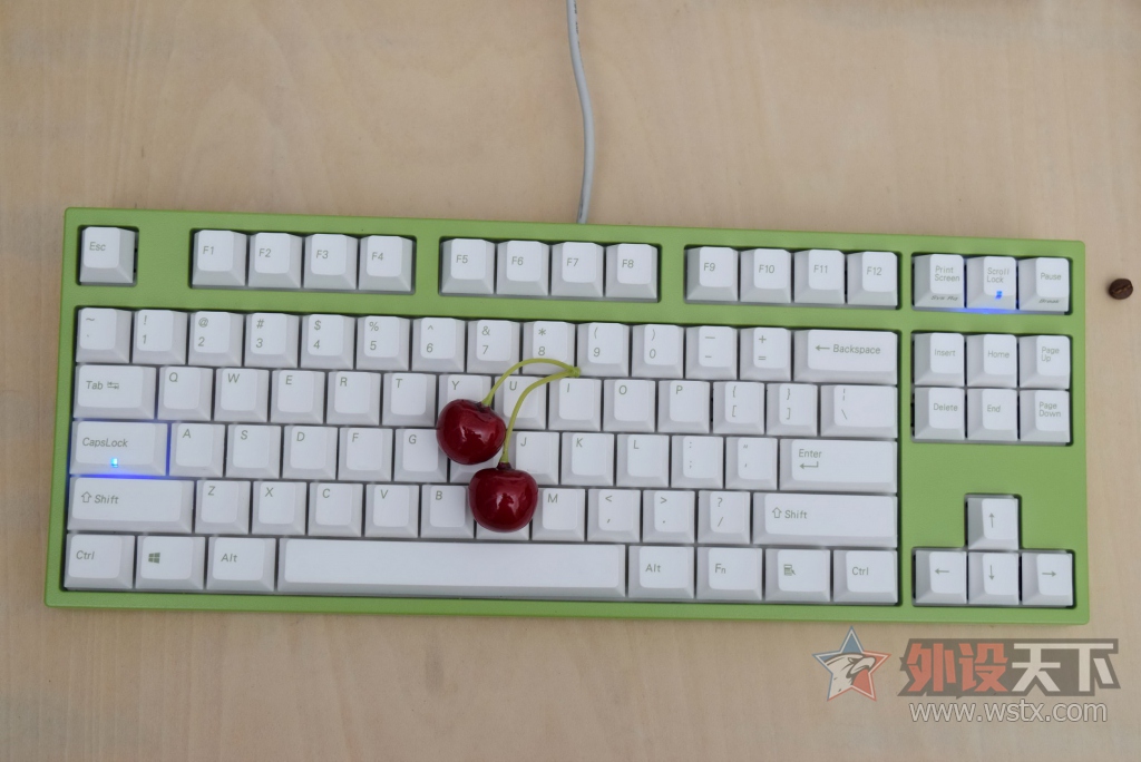 С���Ǻ�ֵ,LEOPOLD������ FC750һ���ۺϸ��ܣ�