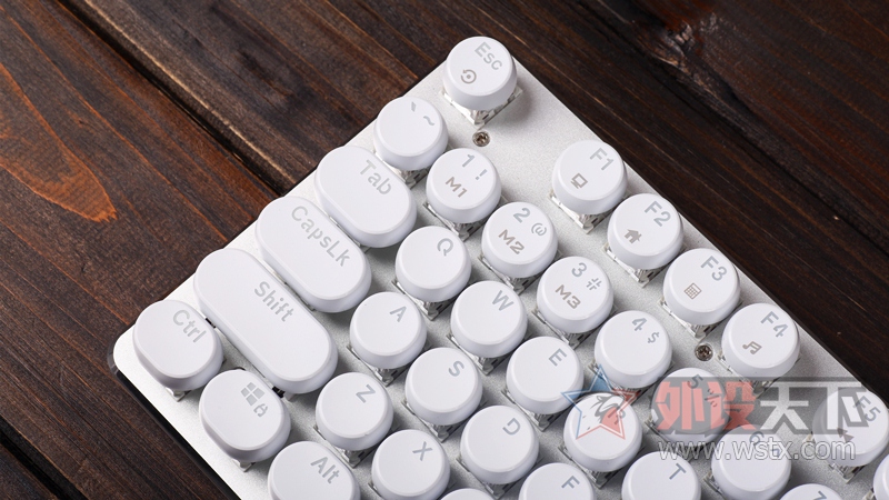 ����ֵ������ ���ʿ쳵S100���Ż�е�����ײ�