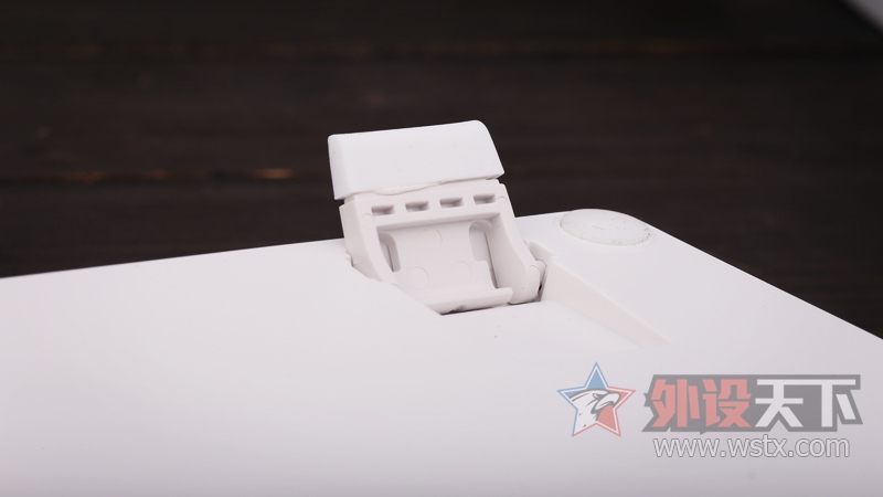 ����ֵ������ ���ʿ쳵S100���Ż�е�����ײ�