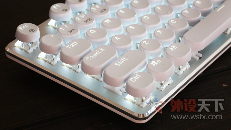 ����ֵ������ ���ʿ쳵S100���Ż�е�����ײ�