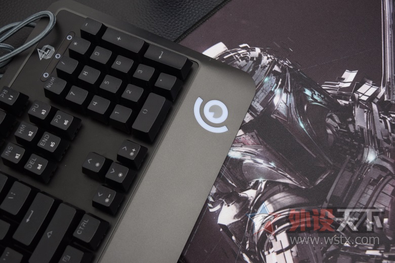 ����������ǿ���⾵���е���̳��CD502S