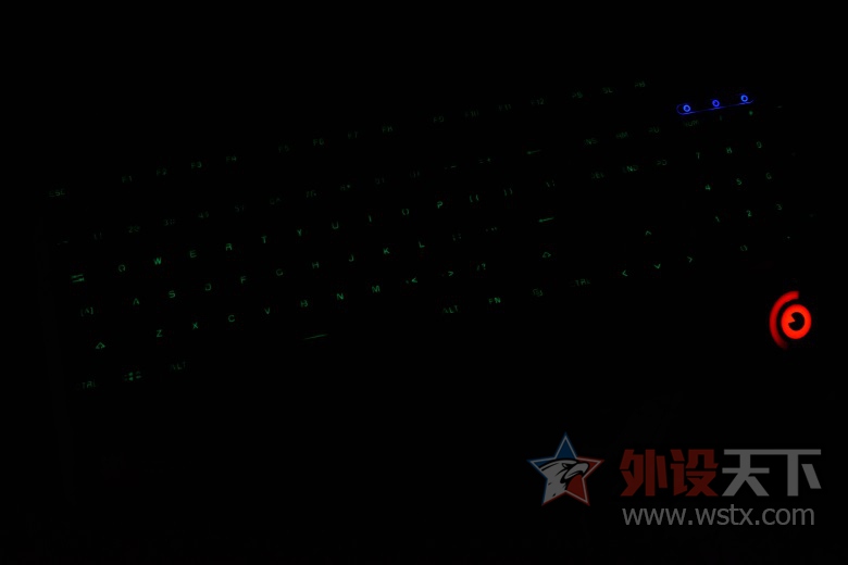 ����������ǿ���⾵���е���̳��CD502S