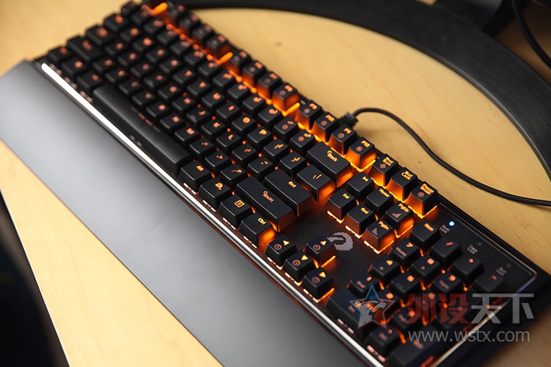 �ָ���Ȥ��BOX�� �����EK835��е���̿�������