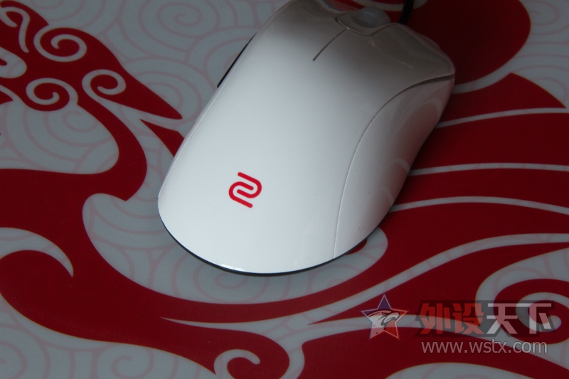 ����㣬�Һ����Ǹ�����- -��ZOWIE EC2 ��ɫ����������вʵ����������Ų��š�