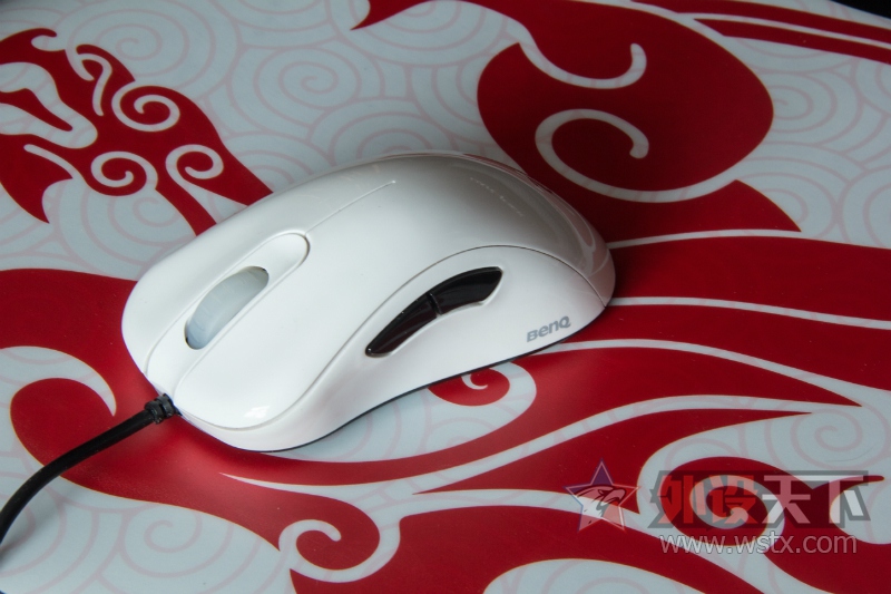 ����㣬�Һ����Ǹ�����- -��ZOWIE EC2 ��ɫ����������вʵ����������Ų��š�