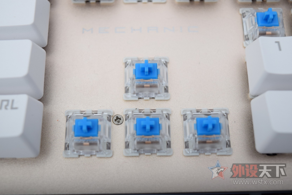 ��Ѽ��̺�����,�ؼ��������˲�K751: