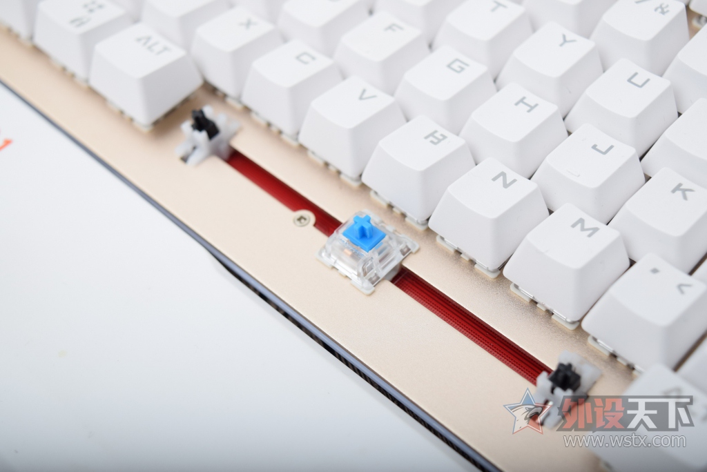 ��Ѽ��̺�����,�ؼ��������˲�K751: