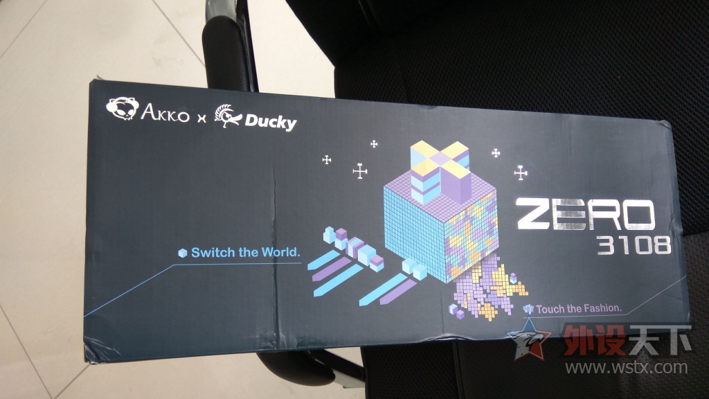 ����������е����----DUCKYħ��ѼZERO 3108������̶�ɫ��ñ