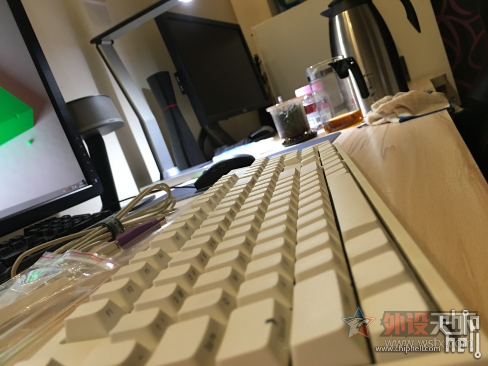 [�Ϻ�]Leopold�����²��£� FC900R ��ɫ��̺��� 700Ԫ