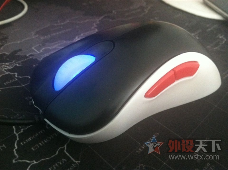 ���ӱ������� ZOWIE ��èEC1 ����KX900�ڲ�������