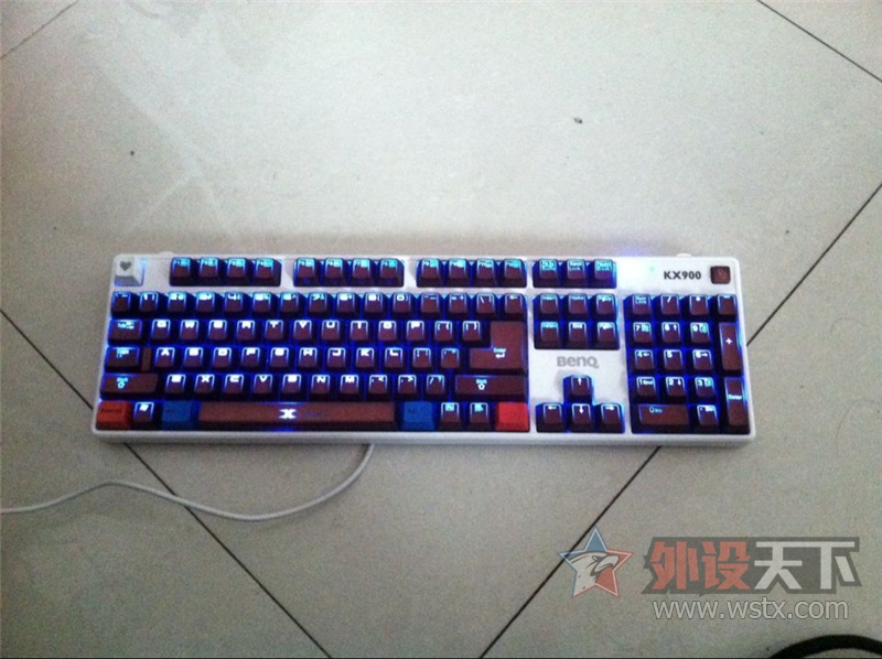 ���ӱ������� ZOWIE ��èEC1 ����KX900�ڲ�������
