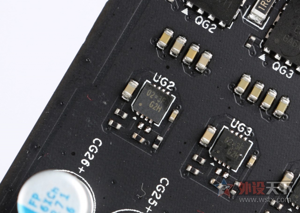 �߲ʺ� iGame1080 ����ս��X-8GD5X Top AD�Կ�����