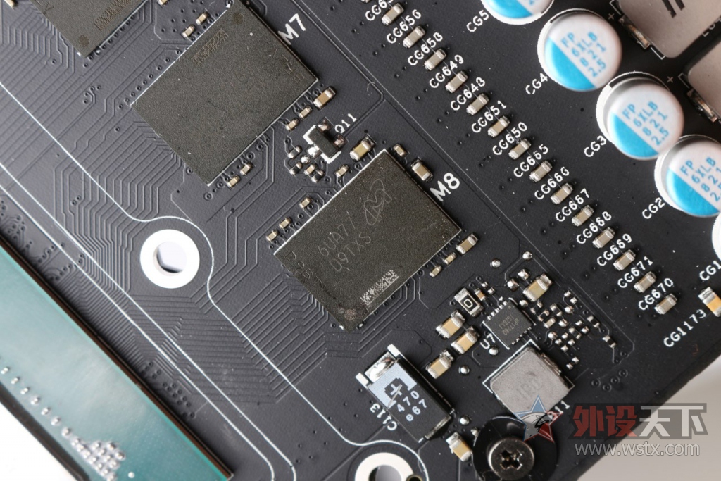 �߲ʺ� iGame1080 ����ս��X-8GD5X Top AD�Կ�����