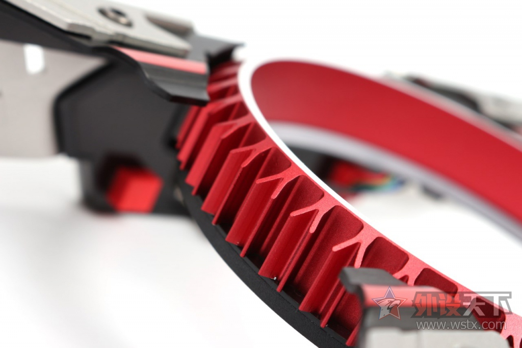 �߲ʺ� iGame1080 ����ս��X-8GD5X Top AD�Կ�����