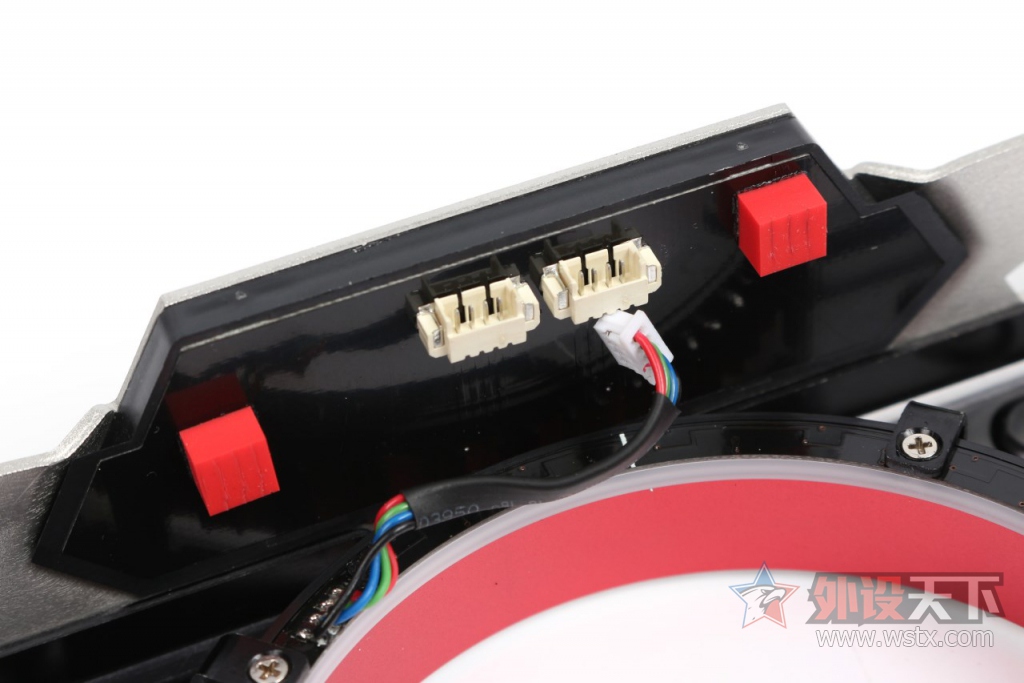 �߲ʺ� iGame1080 ����ս��X-8GD5X Top AD�Կ�����