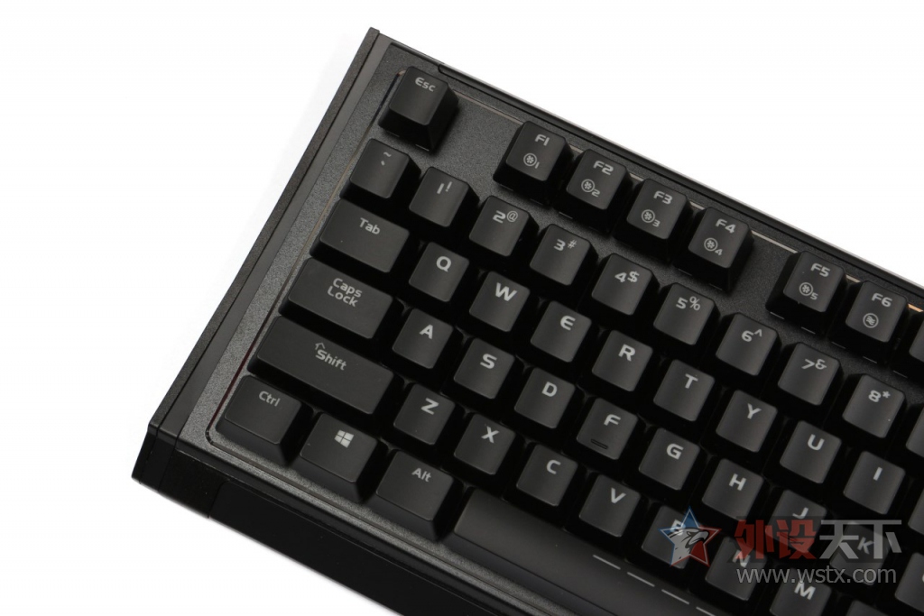 BOXʲôEK835е