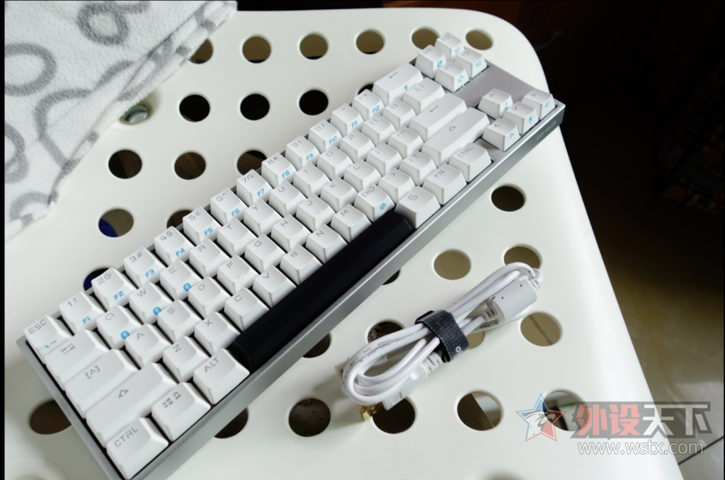 �����ݡ��������ƻ����̡���������VA68����ɫ��