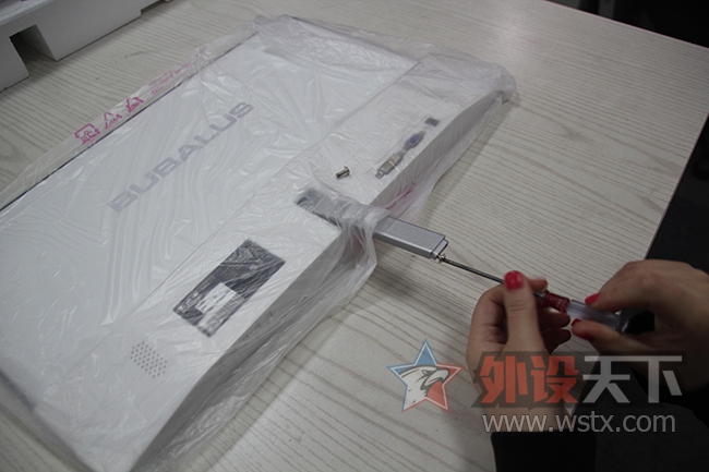 С��Ϊ�θ�˵�羺 ��ˮţI2100G����