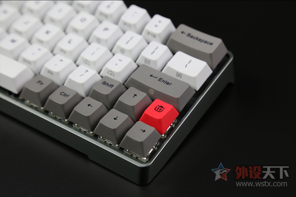 CHERRY RGBƻ̡GK64ƻе