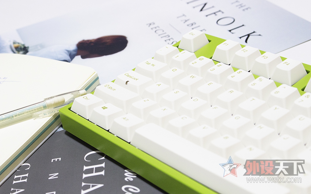 Leopold²FC750R޶е