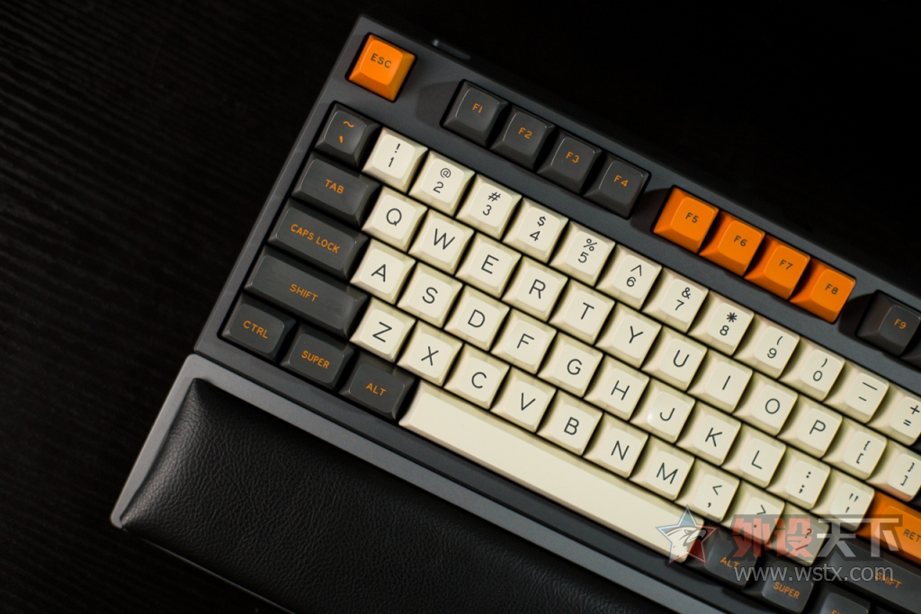 Ҫ�ָ����ָУ�Ҫ��ֵ����ֵ��Ҫ������������Ҫ���������У��Ҿ����㻹��Ҫɶ��