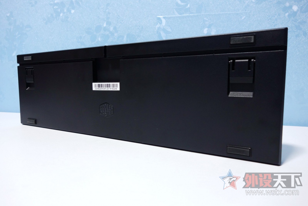 �ƿز��ܴ���������ԭ��RGB MasterKeys Pro L����