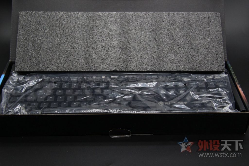��Լʵ�ã���Ч����--����ɱ�Ա�Suora FX RGB��е��������