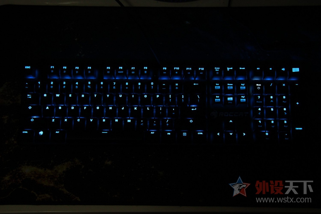 ��Լʵ�ã���Ч����--����ɱ�Ա�Suora FX RGB��е��������