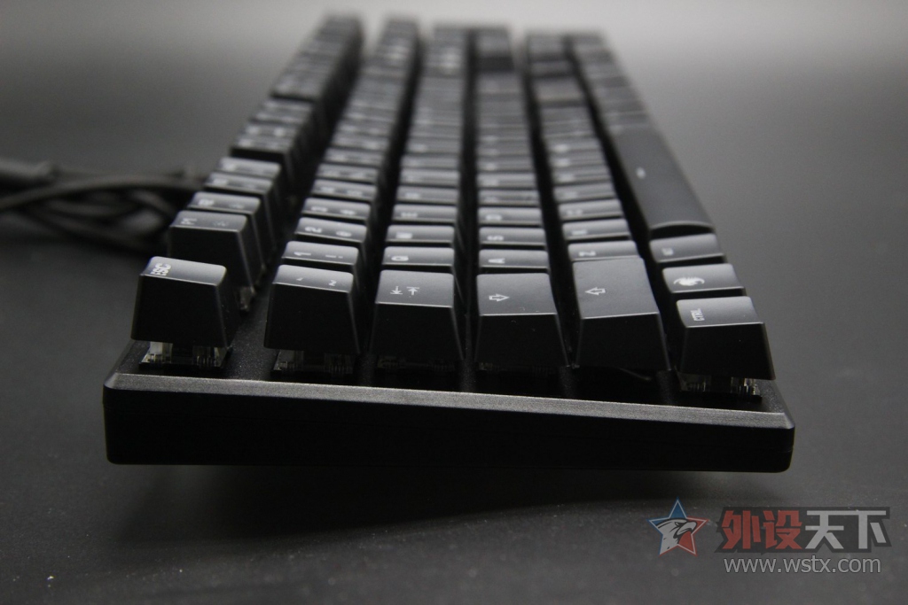 ��Լʵ�ã���Ч����--����ɱ�Ա�Suora FX RGB��е��������