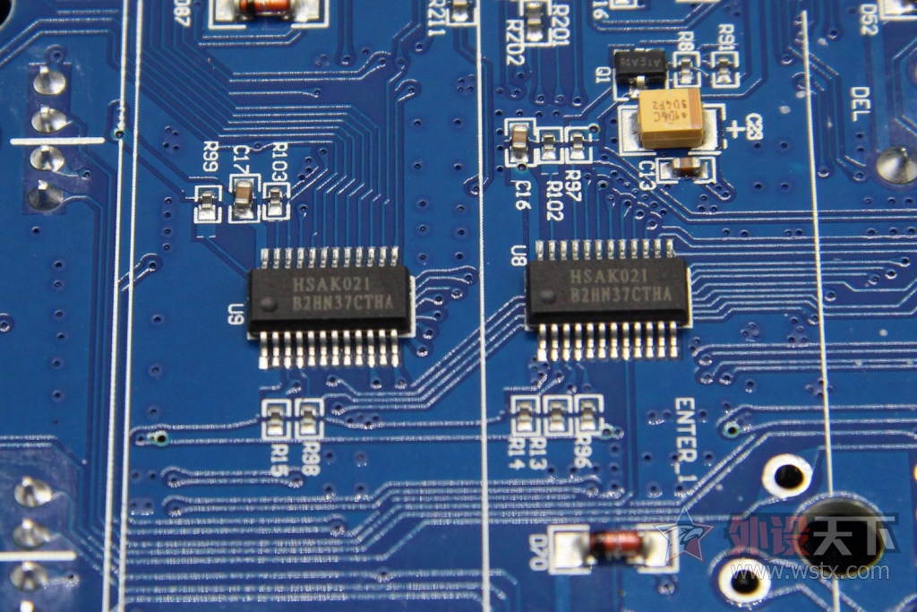 ��Լʵ�ã���Ч����--����ɱ�Ա�Suora FX RGB��е��������