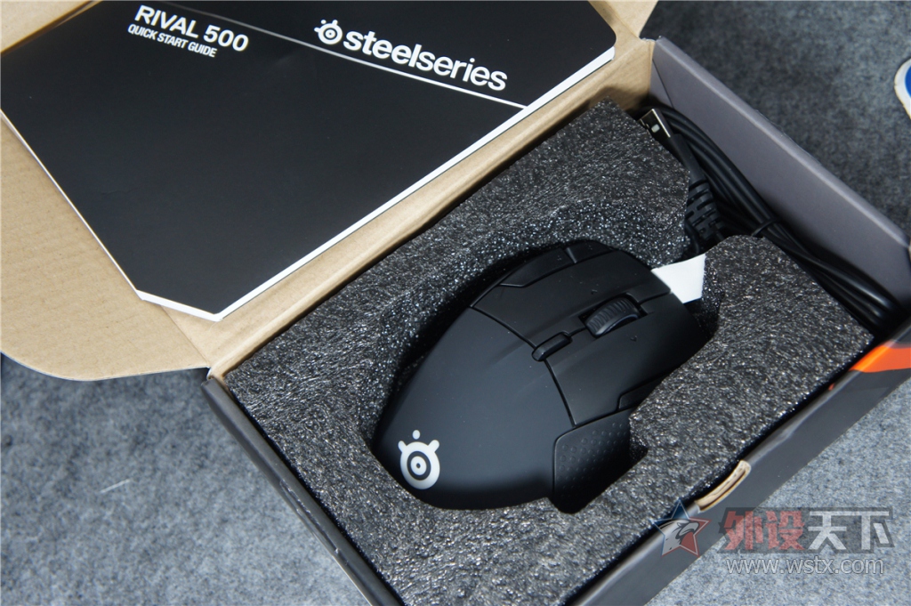 ¶,಻ѹ-Rival 500꽱Ʒ